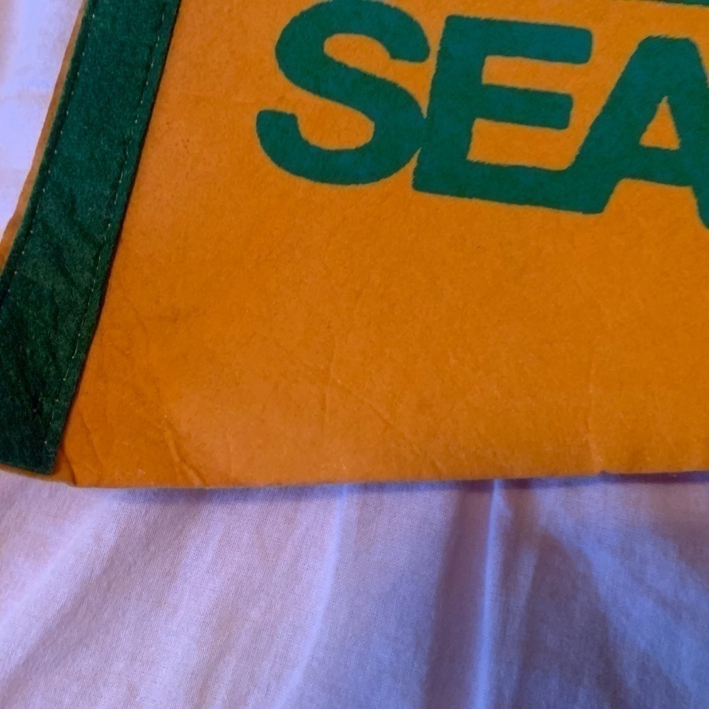 NBA Vintage Seattle Super Sonics Autographed Jack Sikma 1970s Pennant Flag - Picture 5 of 14